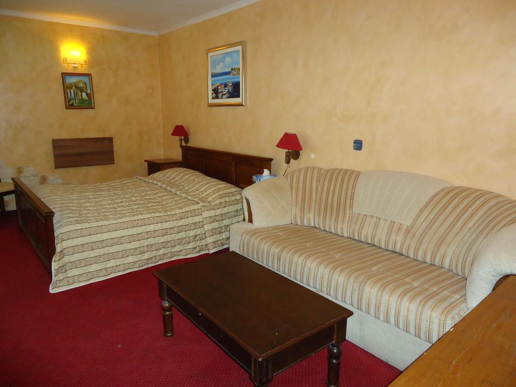 Hotel Koral Medulin Habitación foto